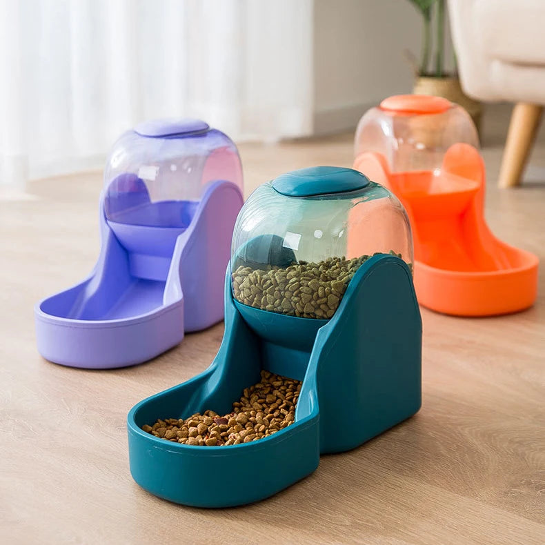 Effortless Feeding: Automatic 3.8L Gravity Pet Water and Food Dispenser